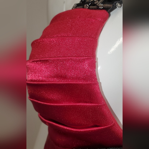 B Darling Red Dress Beaded Halter Cut Out Cleveage Rouged Mini Dress Si… - Picture 4 of 8